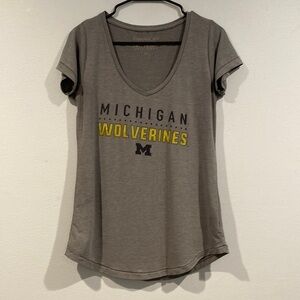 Campus Crew University Outfitters University of Michigan Short Sleeve - Size M